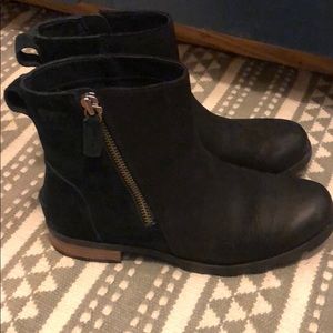 Sorel Emelie Side ZIP Bootie EUC